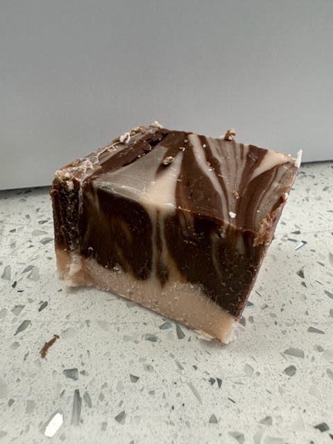 Amaretto Chocolate Swirl Fudge